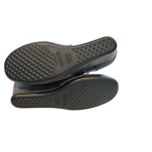 NWOT Aerosoles gray ankle boots - Picture 4 of 9